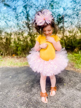 Load image into Gallery viewer, Daisy Mesh