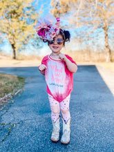 Load image into Gallery viewer, Boujee Bunny 👯‍♀️
